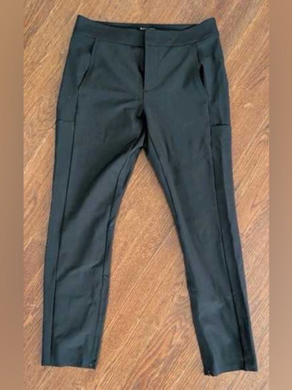 Athleta Women’s Stellar Skinny Black Trouser Pants Size 4